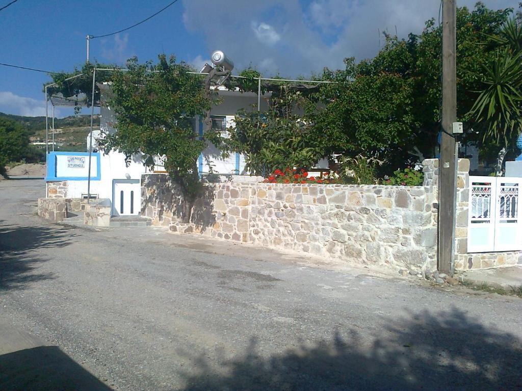 Dionysia Studios Kefalos  Exterior photo